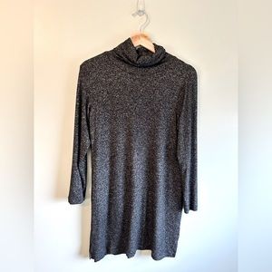 Heather Gray Old Navy Turtleneck Sweater (size Small)